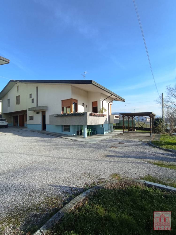 casa singola - Maniago (PN)