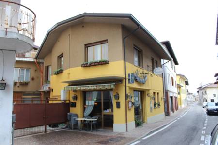 Fabbricato adibito a ristorante - Maniago