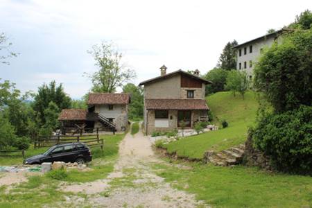 casa contigua - Frisanco (PN)