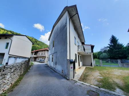 casa contigua - Montereale Valcellina (PN)